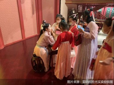 穿越皇城鬧新春 圓明園拾光買賣街推出國風(fēng)舞臺(tái)與兒童劇本游戲，過年古風(fēng)燃了